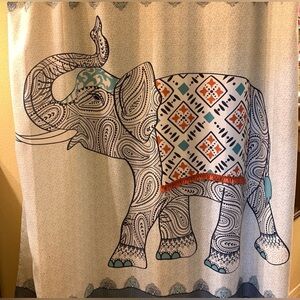 EUC Better Homes & Gardens Elephant Print Fabric Shower Curtain Elephant 72"x72"